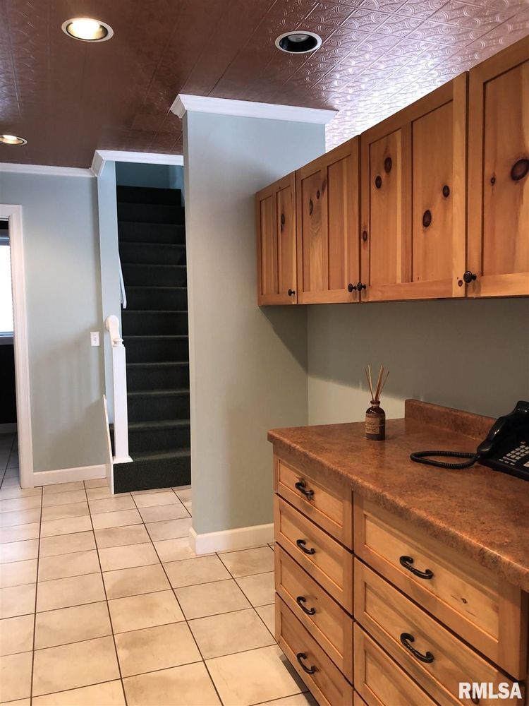 435 W Jackson St, Macomb, IL 61455
